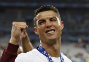 Cristiano Ronaldo encabeza la lista de los mejores pagados según Forbes