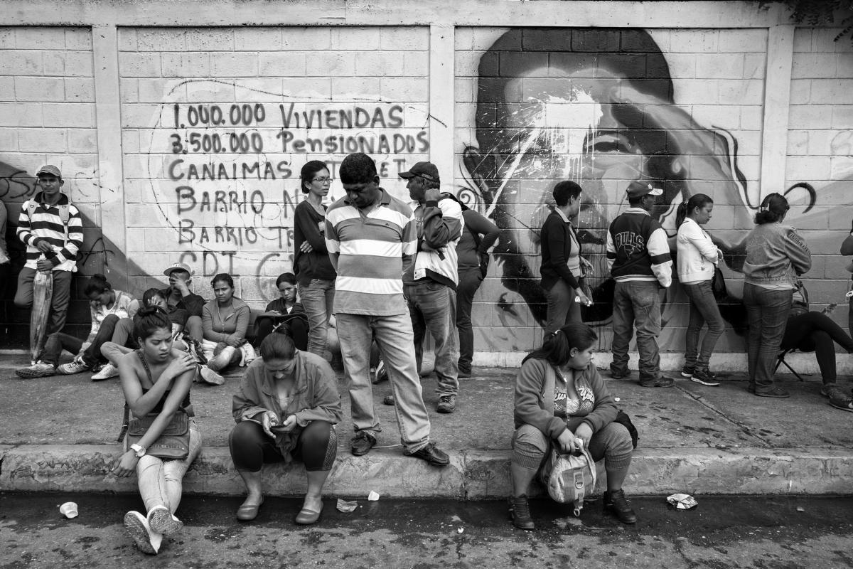 TIME: Venezuela, el país que una vez fue el más rico de América Latina y ahora se cae a pedazos