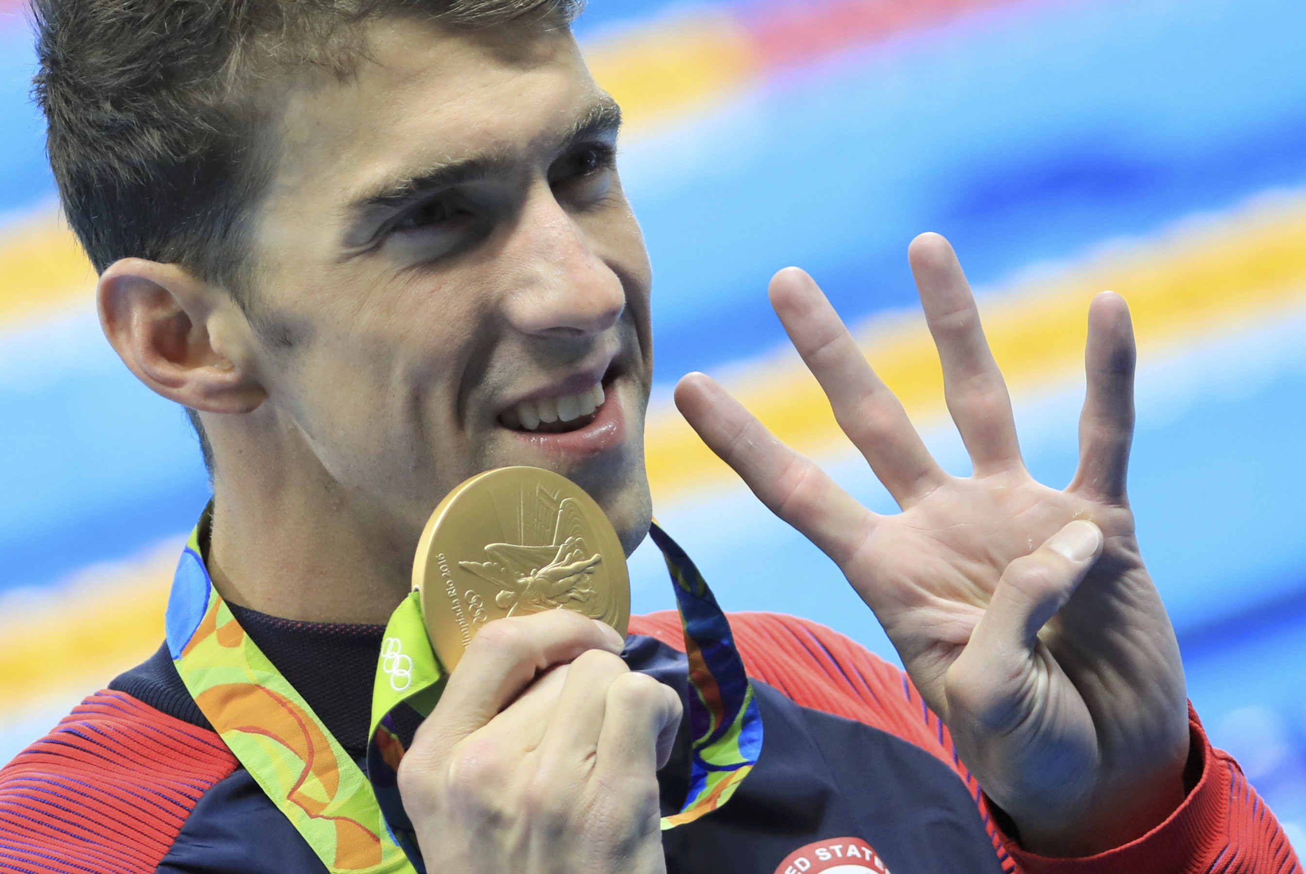 Michael Phelps continúa su senda gloriosa y llega a 22 medallas de oro