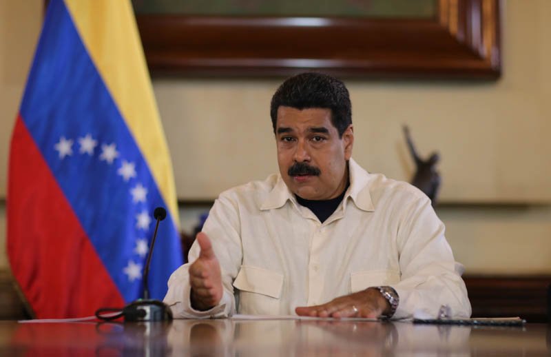 Maduro pide aplicar OLP a mercados mayoristas para “sanear estos antros”