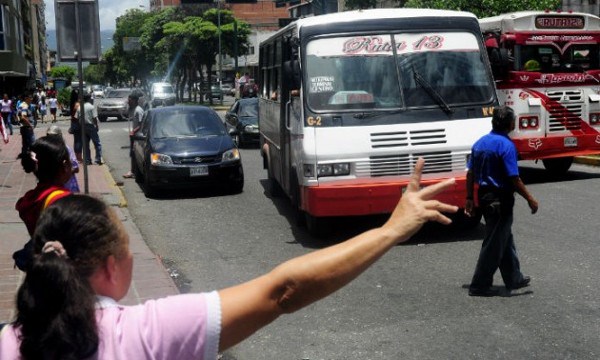 Denunciaron que transportistas de Maracaibo fijan el pasaje urbano a su antojo