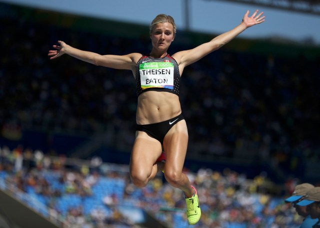 2016 Rio Olympics - Athletics - Women's Heptathlon Long Jump - Groups - Olympic Stadium - Rio de Janeiro, Brazil - 13/08/2016. Brianne Theisen-Eaton (CAN) of Canada competes. REUTERS/Phil Noble FOR EDITORIAL USE ONLY. NOT FOR SALE FOR MARKETING OR ADVERTISING CAMPAIGNS.