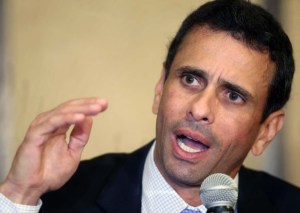 Capriles pide explicaciones a Zapatero sobre sus últimos viajes a Caracas