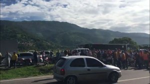 Ramos Allup denuncia que el gobernador “califa de Aragua” cerró la ARC para impedir su llegada a Maracay