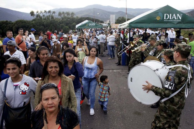 2016-08-13T165334Z_1232348979_S1AETVFUCSAA_RTRMADP_3_VENEZUELA-COLOMBIA-BORDER