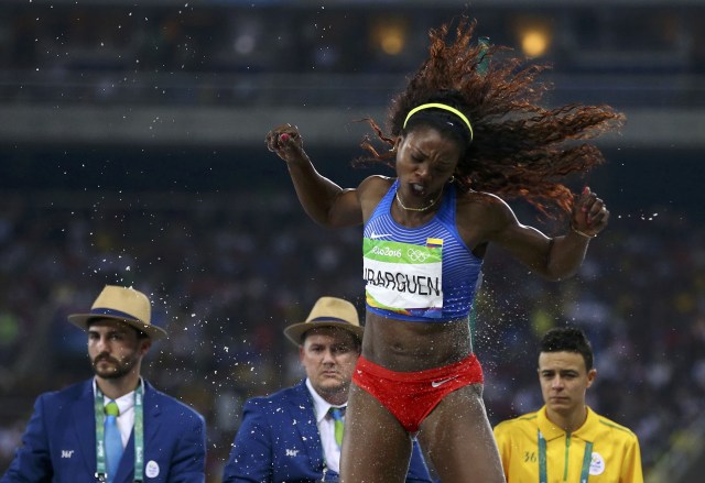 2016 Rio Olympics - Athletics - Final - Women's Triple Jump Final - Olympic Stadium - Rio de Janeiro, Brazil - 14/08/2016. Caterine Ibarguen (COL) of Colombia competes. REUTERS/Ivan Alvarado FOR EDITORIAL USE ONLY. NOT FOR SALE FOR MARKETING OR ADVERTISING CAMPAIGNS.