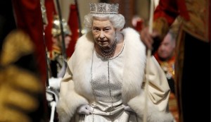 Un hombre intentó entrar en el Palacio de Buckingham para asesinar a la reina