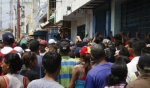 Alboroto por venta de harina dejó heridos en Puerto La Cruz