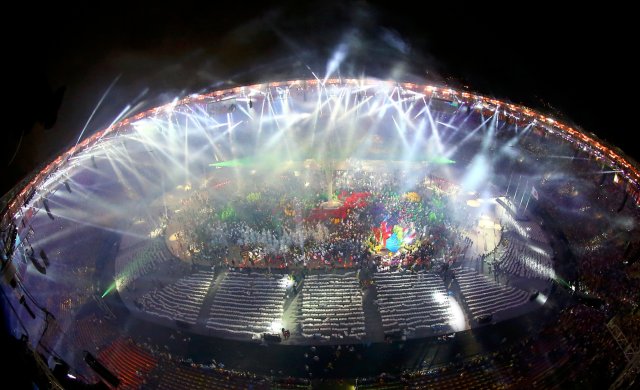 2016 Rio Olympics - Closing ceremony - Maracana - Rio de Janeiro, Brazil - 21/08/2016. Performers take part in the closing ceremony. REUTERS/Pawel Kopczynski FOR EDITORIAL USE ONLY. NOT FOR SALE FOR MARKETING OR ADVERTISING CAMPAIGNS.