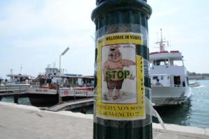 Los venecianos se rebelan contra el turismo maleducado