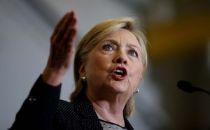 Clinton pide poner de lado la política para evitar nuevas matanzas