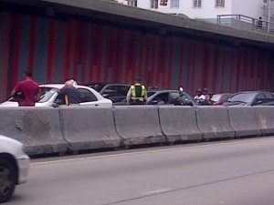 Operativo policial genera tránsito lento en la avenida Libertador