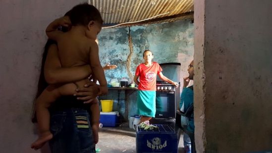 12% de los venezolanos prepara dos o una comida al día, según un estudio reciente de la fundación Bengoa y el Centro de Estudios del Desarrollo de la UCV