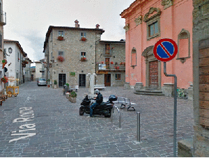 Desgarradoras imágenes del antes y después de pueblos arrasados por terremoto en Italia