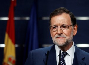 Rajoy pide a socialistas que se abstengan para evitar una tercera convocatoria electoral