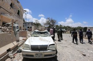 Al menos cinco muertos en un atentado contra hotel en Somalia