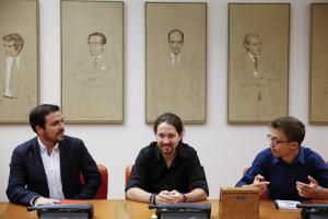 Partido Unidos Podemos insta a socialistas españoles a buscar alternativa a Rajoy