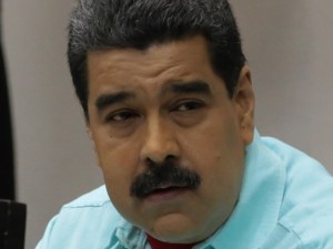 Maduro “radicalizará” revolución si EEUU golpea con “guerra financiera”
