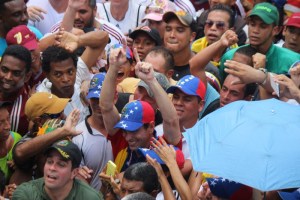Capriles recorrió los 18.7 km de la Toma de Caracas
