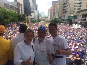 Juan Guaidó: lamentamos que esta sea la respuesta de Maduro frente a la multitudinaria manifestación de este #1S