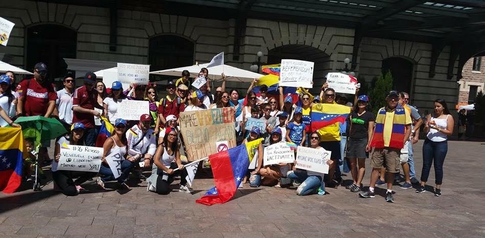 FOTOS: Venezolanos en Denver se sumaron al clamor internacional para pedir Revocatorio
