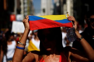 Una de cada tres personas que pidió asilo en España este año son venezolanos