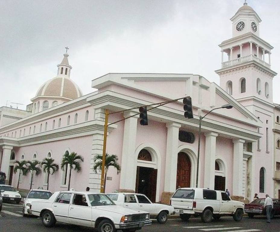 Por miedo al hampa iglesias de Los Teques limitan oficios religiosos