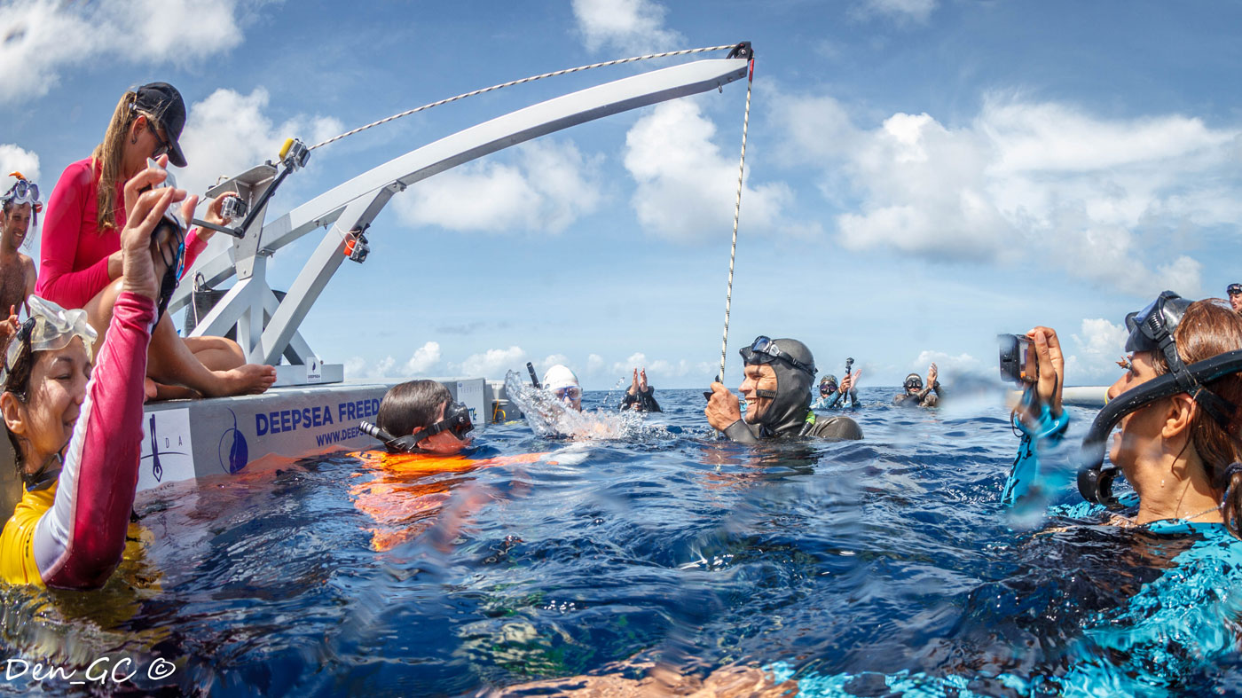 Carlos Coste impone nuevo récord suramericano de inmersión