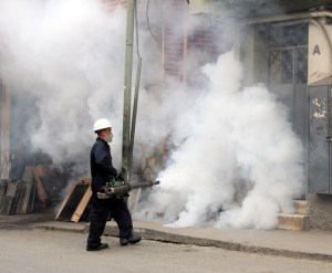 La Alcaldía de Baruta realizó  433 fumigaciones en lo que va de año