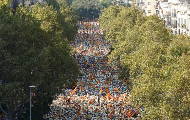 2016-09-11T170740Z_344984163_S1BEUASJWMAA_RTRMADP_3_SPAIN-CATALONIA