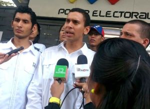 Carlos Millan: El ministro de la juventud fracasó y debería renunciar