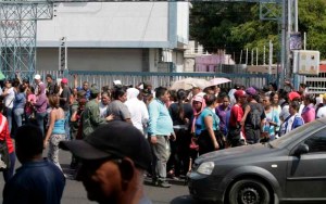 Reducen horario de venta de productos regulados en Maracaibo