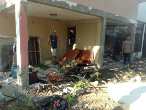 Reportan heridos tras fuerte explosión en una vivienda en Mérida