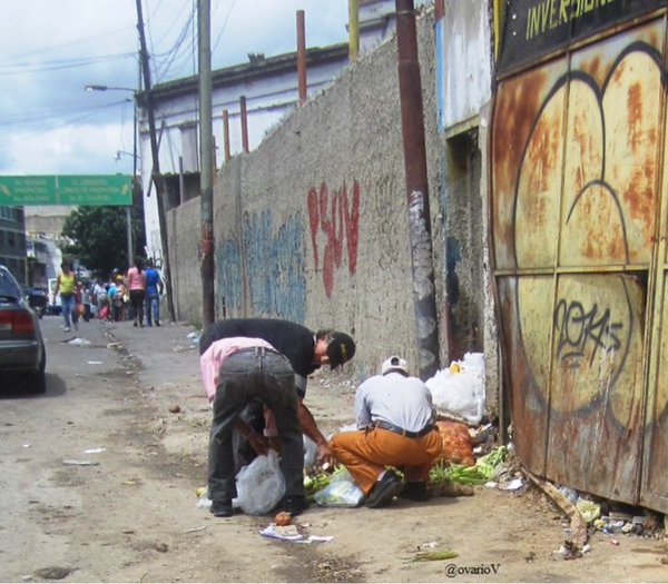 Venezolanos-comiendo-desechos (3)