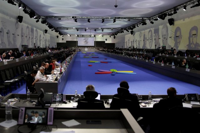 A general view shows, Presidents, foreign ministers and delegation members attending the 17th Non-Aligned Summit in Porlamar, Venezuela September 17, 2016. REUTERS/Marco Bello