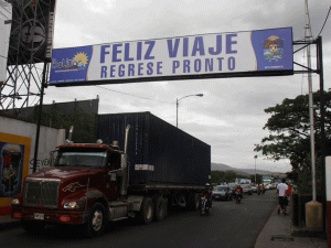 Este viernes se abrirá el paso de transporte de carga pesada a través de la frontera con Colombia