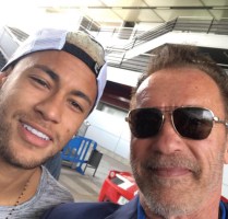 Audiencia Nacional española ordena procesar a Neymar por estafa en su fichaje