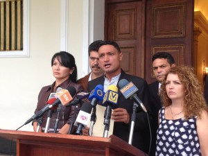Agresiones contra el diputado Leandro Domínguez fueron orquestadas por el gobernador de Carabobo