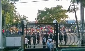 Protesta de buhoneros del mercado de Barquisimeto #28Sep
