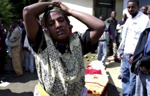 Mueren decenas de personas tras estampida en Etiopía