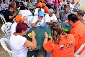 Eduardo Vale: Llevamos la jornada #SolidaridadPopular a 200 abuelos de Maracaibo
