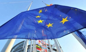 La UE promueve bajar los niveles de violencia y convivir en paz