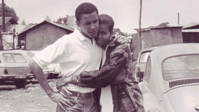Los Obama se conocieron en 1989, cuando ambos ya eran abogados. El mandatario estadounidense tenía para ese entonces 28 años, y trabajaba como practicante en la firma Sidley Austin, en Chicago. Michelle era su tutora. Foto: Infobae