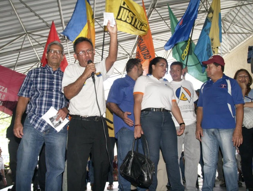 MUD Caracas juramentó más de cinco mil voluntarios para recolección del 20%