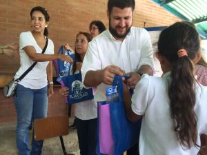 Smolansky: 1700 niños de El Hatillo vuelven a las aulas gracias al respaldo de aliados