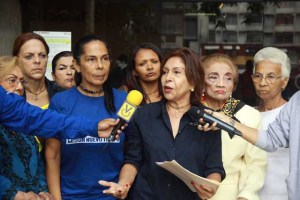 Frente Nacional de Mujeres: Las damas son las que más sufren por la crisis del país