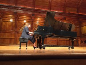 Pianista Gabriela Montero ofrece concierto en homenaje a Leopoldo López