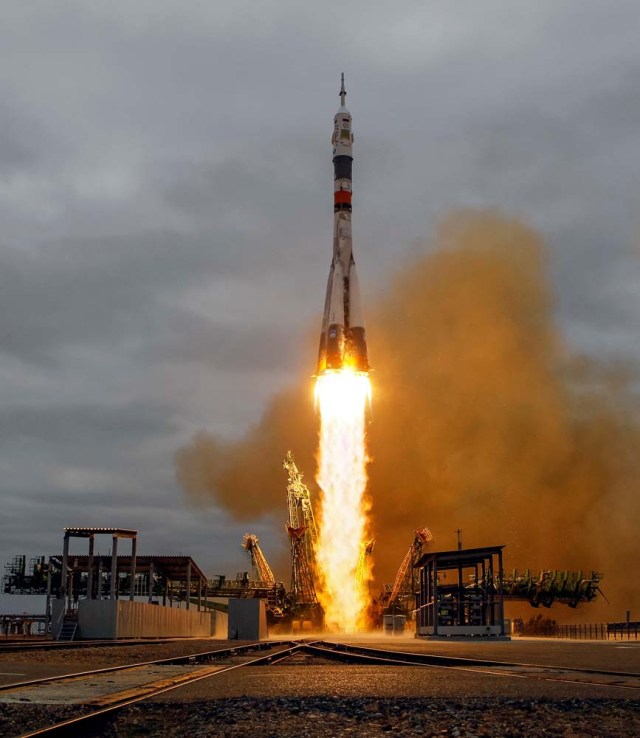 2016-10-19T112833Z_1963399581_D1BEUHWAOVAA_RTRMADP_3_SPACE-STATION-LAUNCH