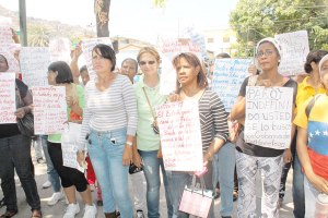 Docentes de Vargas amenazan con ir a paro indefinido si Carneiro no cumple con homologación