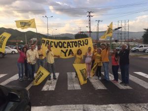 Andrés Escobar: CNE tiene que convocar el revocatorio este mismo año